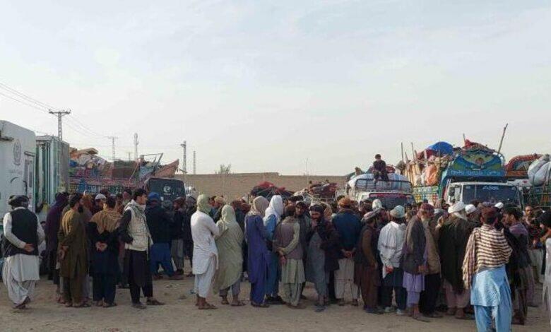 1698846865 sure sona erdi pakistandaki binlerce afgan multeci ulkesine donuyor