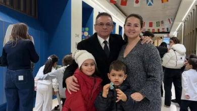 01kg521ggrb1n1zdx2n7x65m6j large